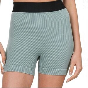 Zenana Ribbed High-Waisted Spandex Nylon Shorts Shapewear NEW in bag Size L/XL